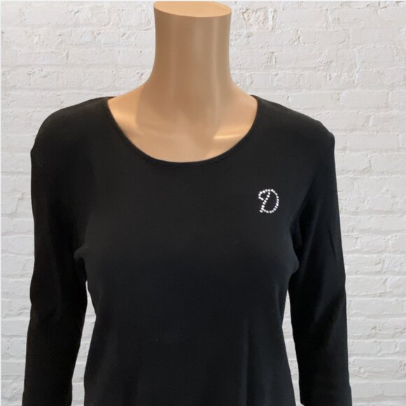 CAROLYN TAYLOR -- Black Top, 3/4 Sleeves, Faux Diamond (Rhinestone) Monogram "D" - Picture 3 of 15